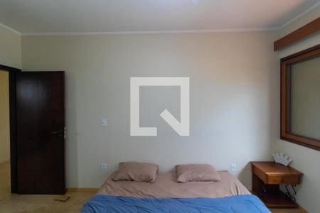 Casa de condomínio para alugar com 420m², 4 quartos e 4 vagasQuarto 01