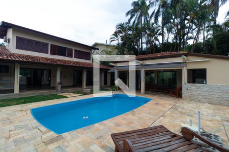 Casa de condomínio para alugar com 420m², 4 quartos e 4 vagasPiscina