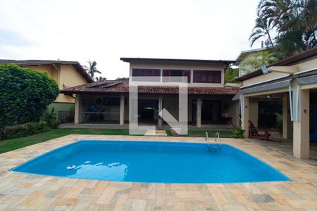 Casa de condomínio para alugar com 420m², 4 quartos e 4 vagasPiscina