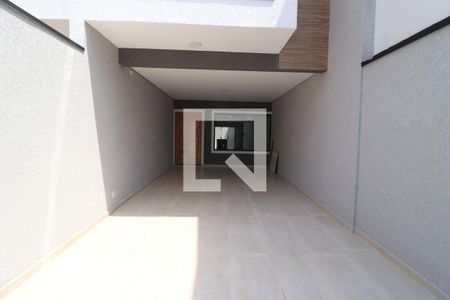 Casa à venda com 155m², 3 quartos e 2 vagasGaragem