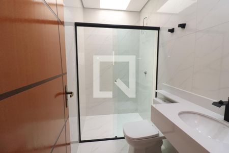 Casa à venda com 155m², 3 quartos e 2 vagasBanheiro da Suíte 2