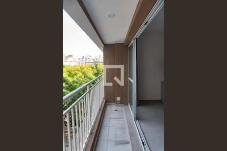 Varanda de kitnet/studio para alugar com 1 quarto, 26m² em Liberdade, São Paulo