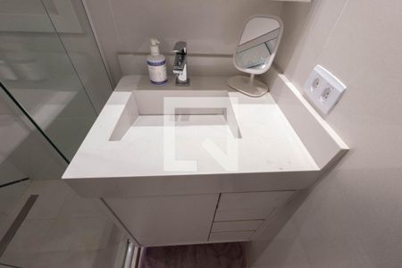 Apartamento para alugar com 52m², 2 quartos e 1 vaga Apartamento para alugar com 52m², 2 quartos e 1 vagaBanheiro da Suíte 1