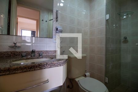 Banheiro de apartamento para alugar com 2 quartos, 50m² em Cidade Monções, São Paulo