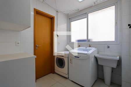 Área de serviço de apartamento à venda com 3 quartos, 130m² em Chora Menino, São Paulo