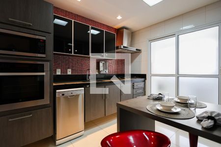 Cozinha de apartamento à venda com 3 quartos, 130m² em Chora Menino, São Paulo