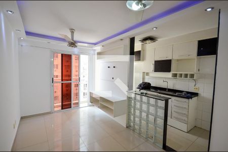 Sala de apartamento à venda com 2 quartos, 51m² em São Cristóvão, Rio de Janeiro