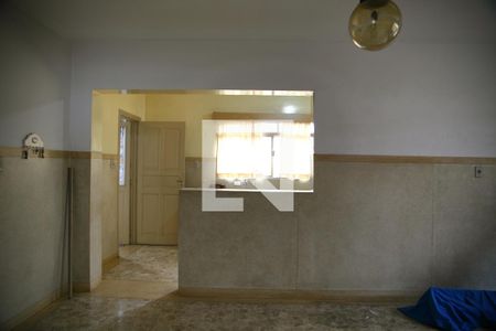 Casa para alugar com 370m², 3 quartos e 6 vagasCopa