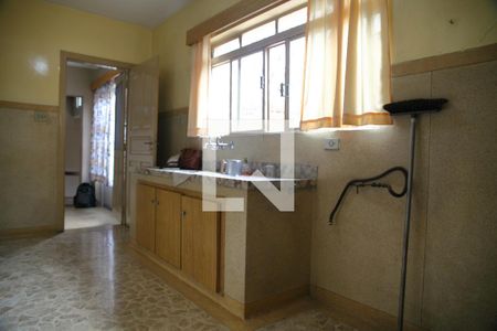 Casa para alugar com 370m², 3 quartos e 6 vagasCozinha