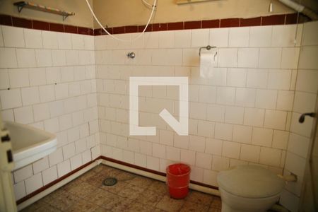 Casa para alugar com 370m², 3 quartos e 6 vagasbanheiro de Serviço 1