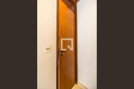 Lavabo de casa para alugar com 3 quartos, 192m² em Alphaville, Santana de Parnaíba