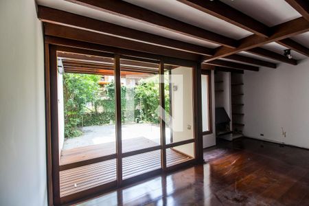 Sala de casa para alugar com 3 quartos, 192m² em Alphaville, Santana de Parnaíba
