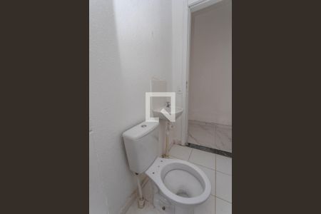 Apartamento à venda com 43m², 2 quartos e sem vaga Apartamento à venda com 43m², 2 quartos e sem vagaBanheiro