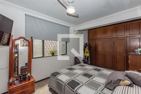 Casa à venda com 250m², 5 quartos e 4 vagas Casa à venda com 250m², 5 quartos e 4 vagasQuarto 3