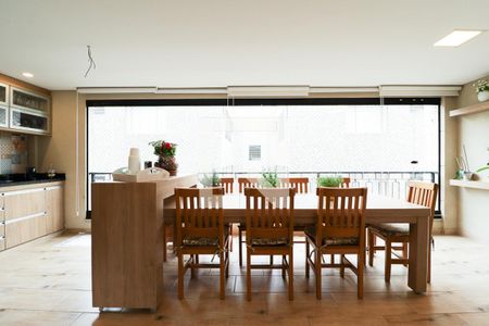 Apartamento à venda com 150m², 4 quartos e 4 vagasVaranda Gourmet