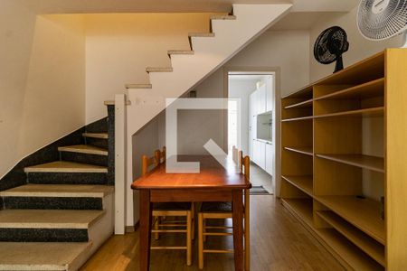 Sala de casa à venda com 2 quartos, 90m² em Jardim da Saúde, São Paulo