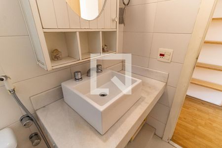 Banheiro Social de casa à venda com 2 quartos, 90m² em Jardim da Saúde, São Paulo