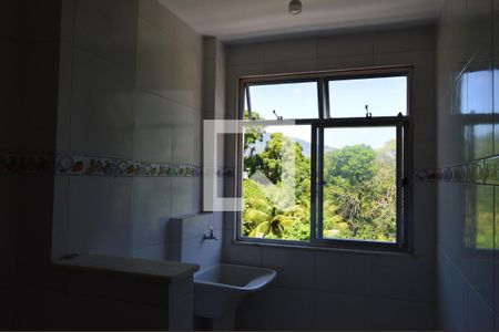 Apartamento à venda com 58m², 2 quartos e 1 vagaÁrea de serviço