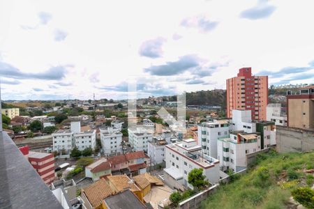 Apartamento à venda com 215m², 4 quartos e 3 vagas Apartamento à venda com 215m², 4 quartos e 3 vagasVista