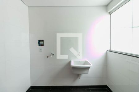 Apartamento à venda com 215m², 4 quartos e 3 vagas Apartamento à venda com 215m², 4 quartos e 3 vagasCozinha e Área de Serviço