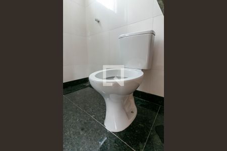 Apartamento à venda com 215m², 4 quartos e 3 vagas Apartamento à venda com 215m², 4 quartos e 3 vagasBanheiro da Suíte 2