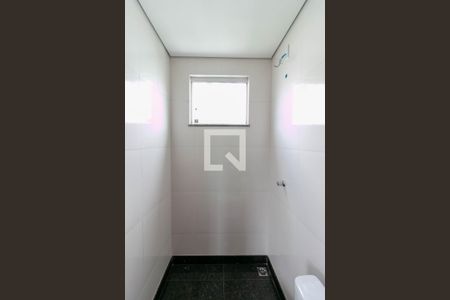 Apartamento à venda com 215m², 4 quartos e 3 vagas Apartamento à venda com 215m², 4 quartos e 3 vagasBanheiro da Suíte 2