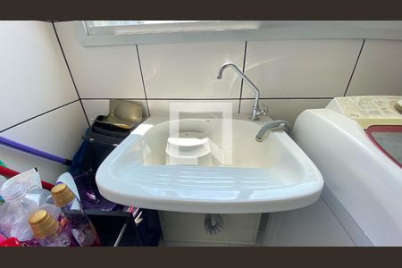 Apartamento à venda com 65m², 2 quartos e 1 vagaÁrea de Serviço