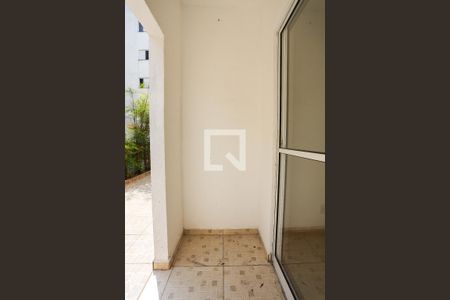 Sala - varanda de apartamento para alugar com 2 quartos, 49m² em Jardim Central, Cotia