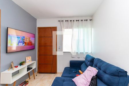 Sala de casa de condomínio à venda com 2 quartos, 45m² em Itaquera, São Paulo
