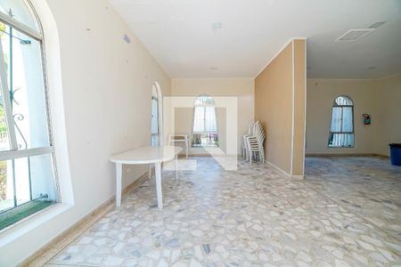 Apartamento para alugar com 68m², 2 quartos e 1 vaga Apartamento para alugar com 68m², 2 quartos e 1 vagaÁrea comum - Salão de Festas