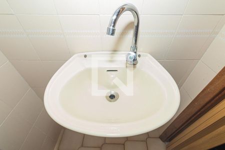 Apartamento para alugar com 68m², 2 quartos e 1 vaga Apartamento para alugar com 68m², 2 quartos e 1 vagaBanheiro da Suíte