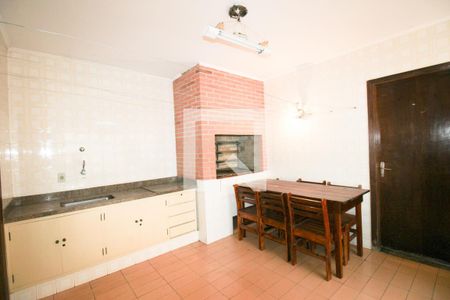 Casa à venda com 448m², 4 quartos e 8 vagasÁrea comum