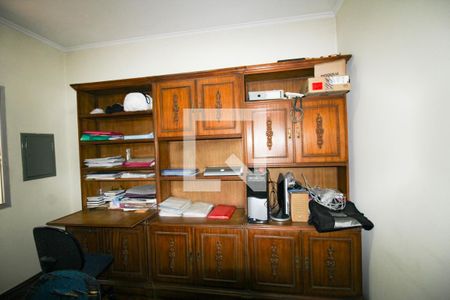 Casa à venda com 448m², 4 quartos e 8 vagasEscritório