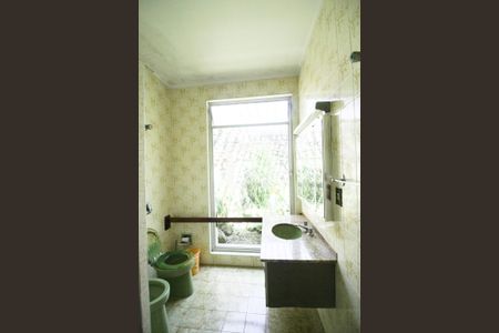 Casa à venda com 448m², 4 quartos e 8 vagasBanheiro