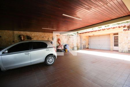 Casa à venda com 448m², 4 quartos e 8 vagasGaragem