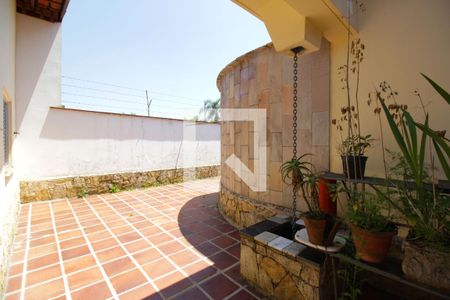 Casa à venda com 448m², 4 quartos e 8 vagasÁrea comum