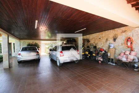 Casa à venda com 448m², 4 quartos e 8 vagasGaragem
