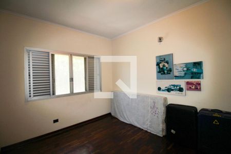 Casa à venda com 448m², 4 quartos e 8 vagasQuarto