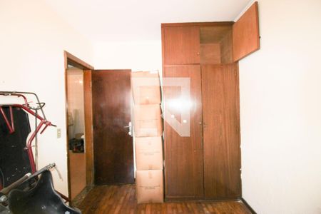 Casa à venda com 448m², 4 quartos e 8 vagasQuarto de Serviço