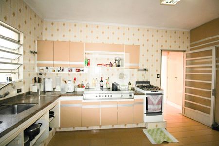 Casa à venda com 448m², 4 quartos e 8 vagasCozinha