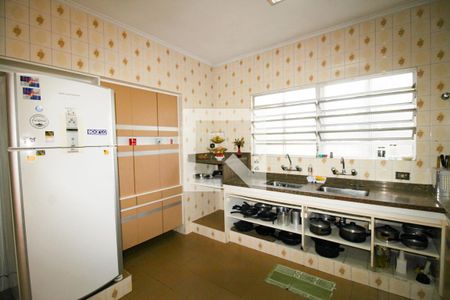 Casa à venda com 448m², 4 quartos e 8 vagasCozinha