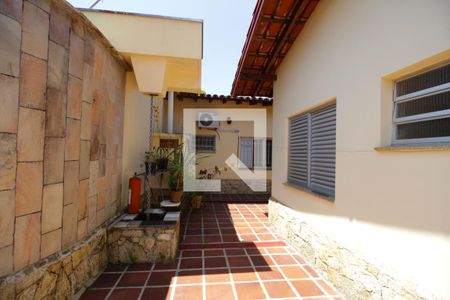 Casa à venda com 448m², 4 quartos e 8 vagasÁrea comum