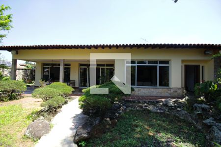 Casa à venda com 448m², 4 quartos e 8 vagasÁrea comum