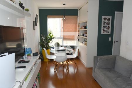 Sala de apartamento para alugar com 2 quartos, 49m² em Jardim Ubirajara, São Paulo