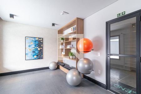 Apartamento à venda com 64m², 2 quartos e 2 vagasÁrea comum - Academia