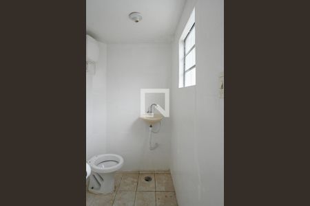 Banheiro de casa para alugar com 1 quarto, 70m² em Vila Brasilina, São Paulo