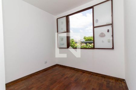 Quarto 2 de apartamento para alugar com 3 quartos, 100m² em Caiçaras, Belo Horizonte