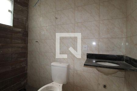 Casa à venda com 290m², 4 quartos e 2 vagasBanheiro da Suíte