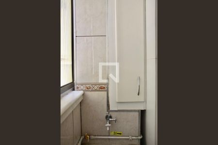 Apartamento para alugar com 67m², 2 quartos e 1 vagaÁrea de Serviço