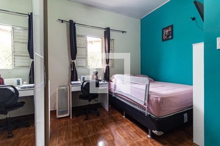 Casa à venda com 170m², 6 quartos e 2 vagasQuarto 2 da Casa 1